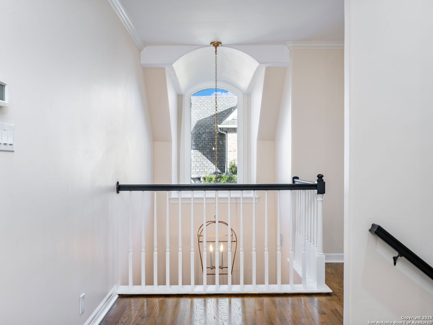 160 Burr Road San Antonio, TX 78209 - Photo 42 of 60 a view of a balcony