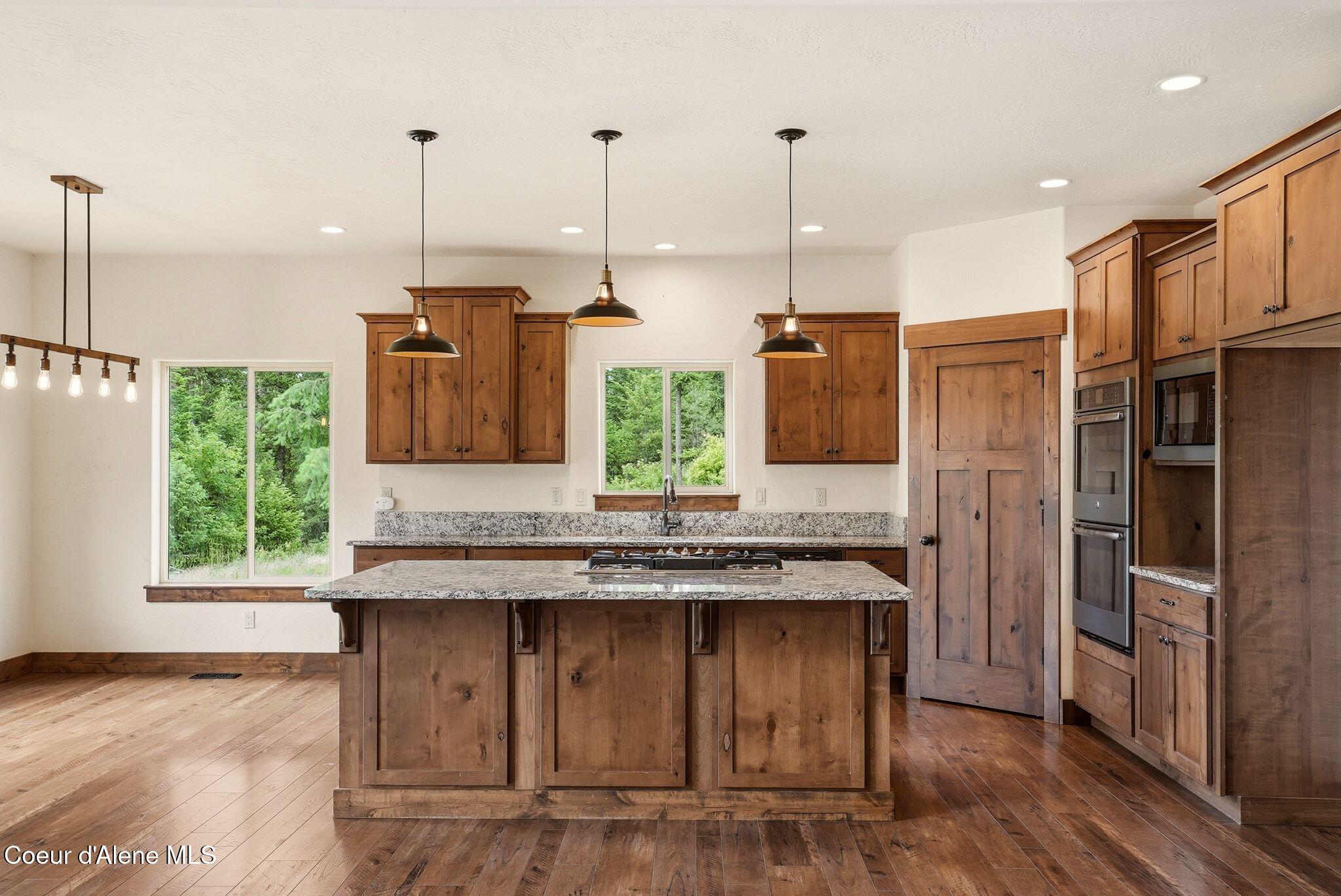5774 West Kidd Island Road Coeur D'Alene, ID 83814 - Photo 13 of 66 Inside-Media-Kidd-13
