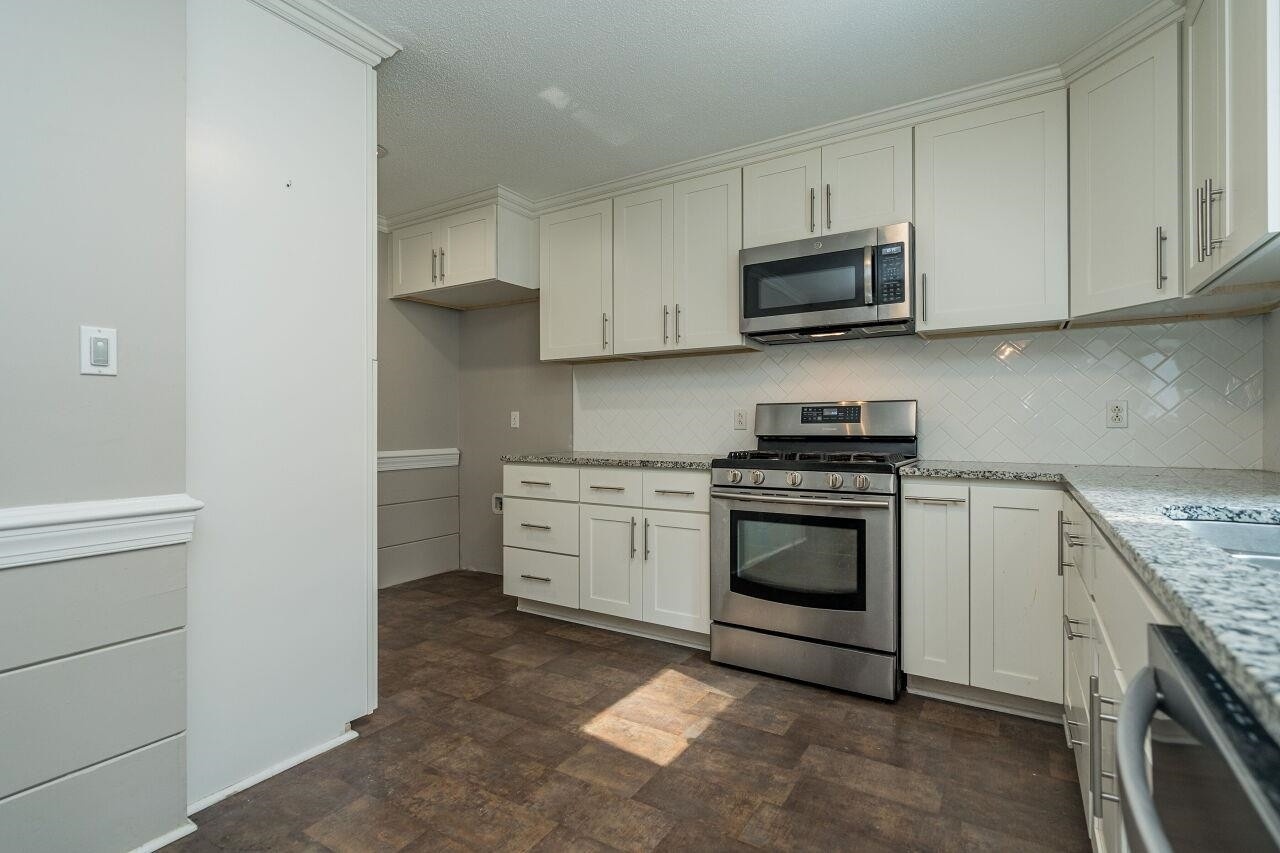 5017 Field And Stream Road Raleigh, NC 27613 - Photo 11 of 29 Photo 11