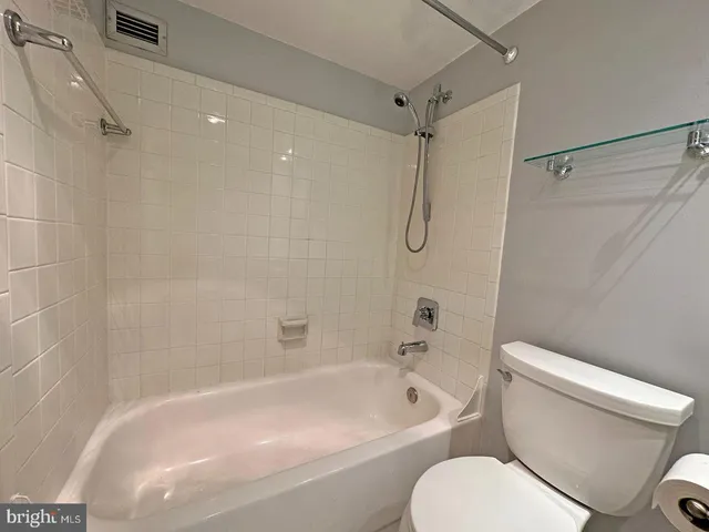 $2,450 | 1301 20th Street Northwest, Unit 513, Washington, DC 20036