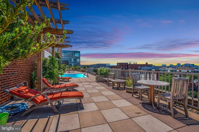 $2,450 | 1301 20th Street Northwest, Unit 513, Washington, DC 20036