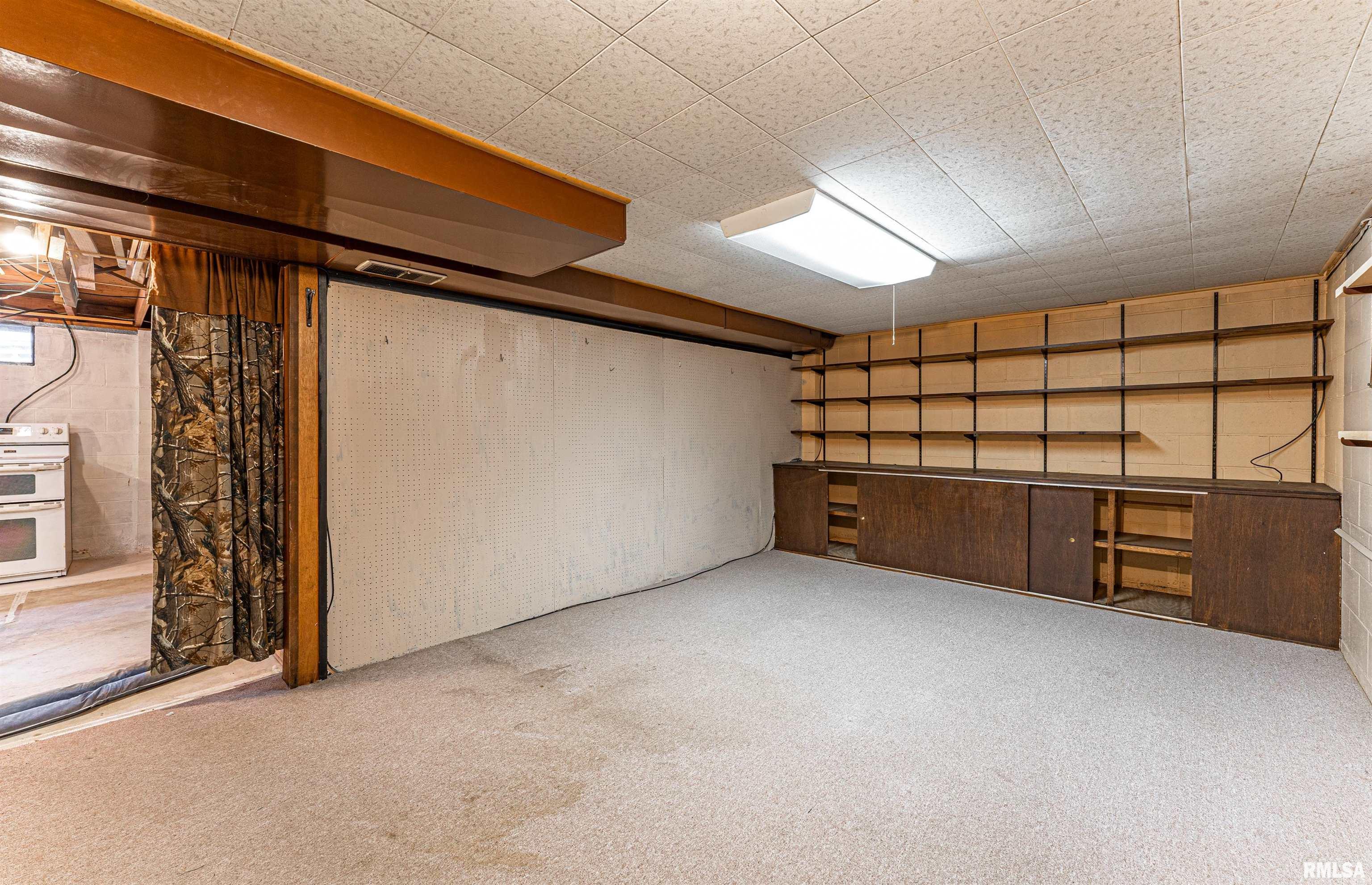 1510 Rutledge Drive Lincoln, IL 62656 - Photo 24 of 37 Gallery Image 24