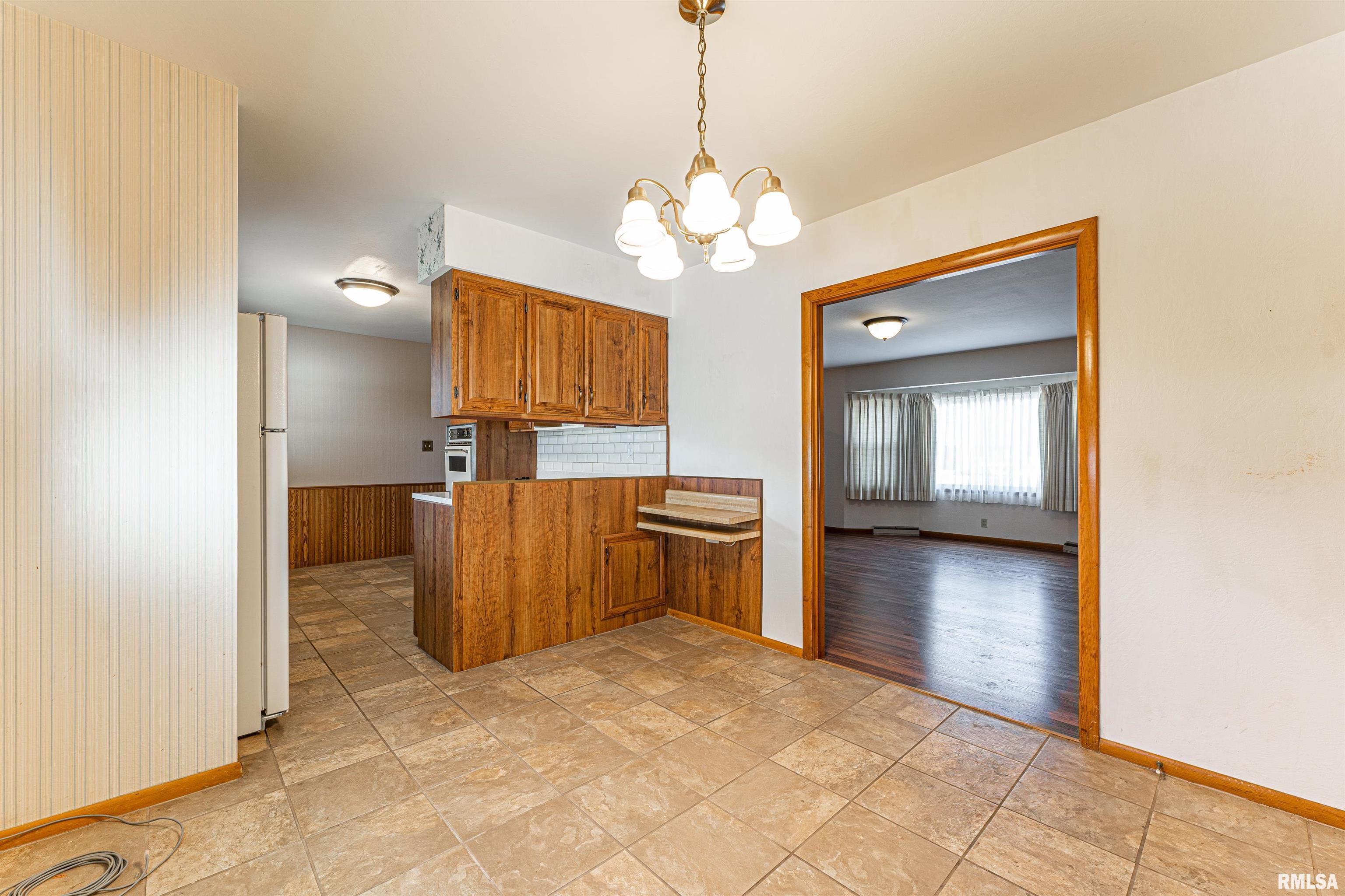 1510 Rutledge Drive Lincoln, IL 62656 - Photo 10 of 37 Gallery Image 10