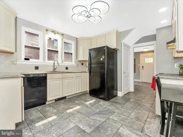 $329,000 | 19330 Longmeadow Road, Hagerstown, MD 21742