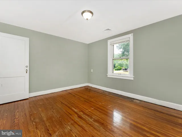 $329,000 | 19330 Longmeadow Road, Hagerstown, MD 21742