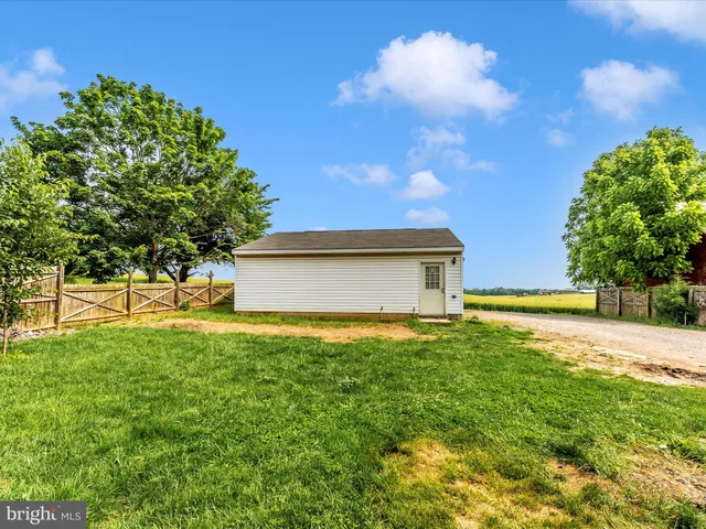 $329,000 | 19330 Longmeadow Road, Hagerstown, MD 21742