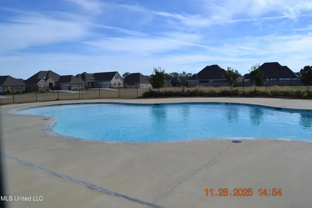 $319,900 | 529 East Park Street, Canton, MS 39046