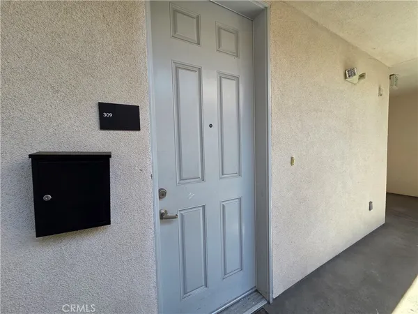 $2,950 | 1836 Sichel Street, Unit 309, Los Angeles, CA 90031