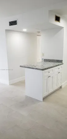 $2,150 | 870 Northwest 87th Avenue, Unit 407, Miami, FL 33172