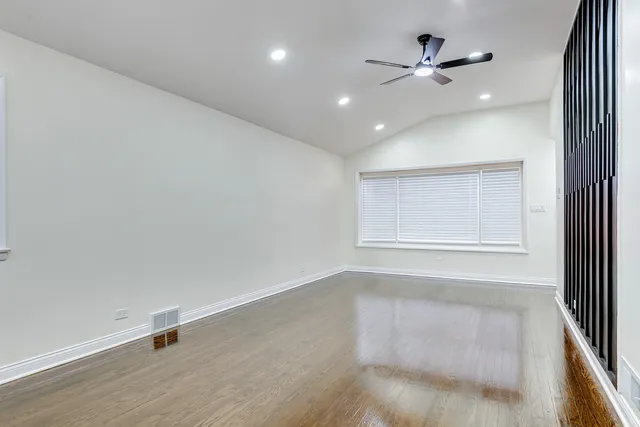 $299,900 | 1319 East 89th Street, Chicago, IL 60619