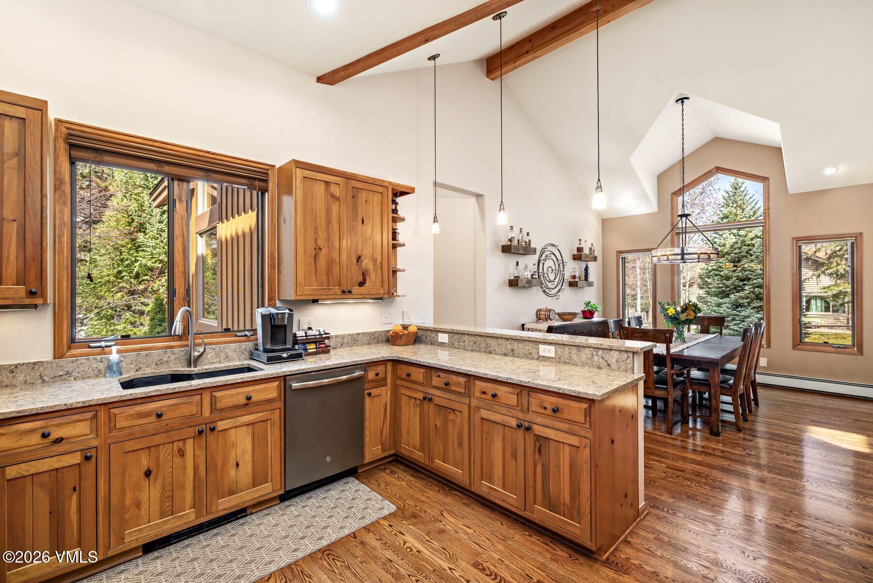 91 Creamery Trail Edwards, CO 81632 - Photo 12 of 44 Kitchen Dining 2
