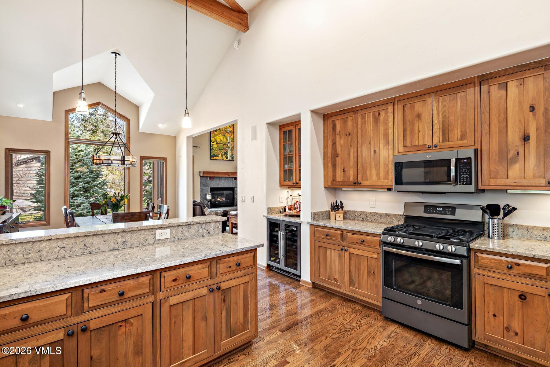 91 Creamery Trail Edwards, CO 81632 - Photo 5 of 44 Kitchen/Bar