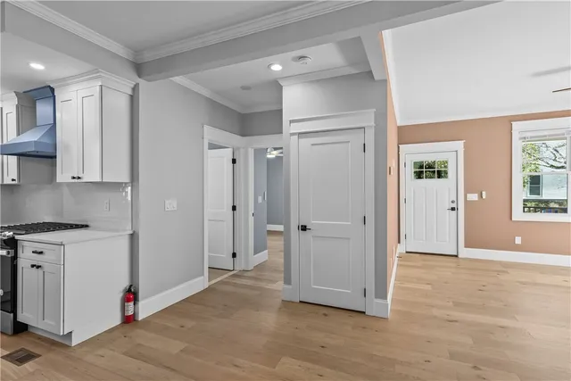 $4,250 | 20 Summer Street, Newport, RI 02840