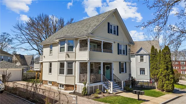 $4,250 | 20 Summer Street, Newport, RI 02840