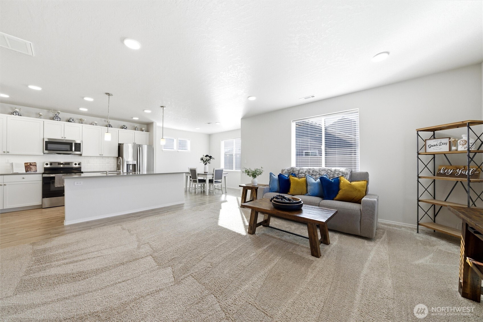 1106 Ava Street Walla Walla, WA 99362 - Photo 11 of 39 a living room with furniture and kitchen view