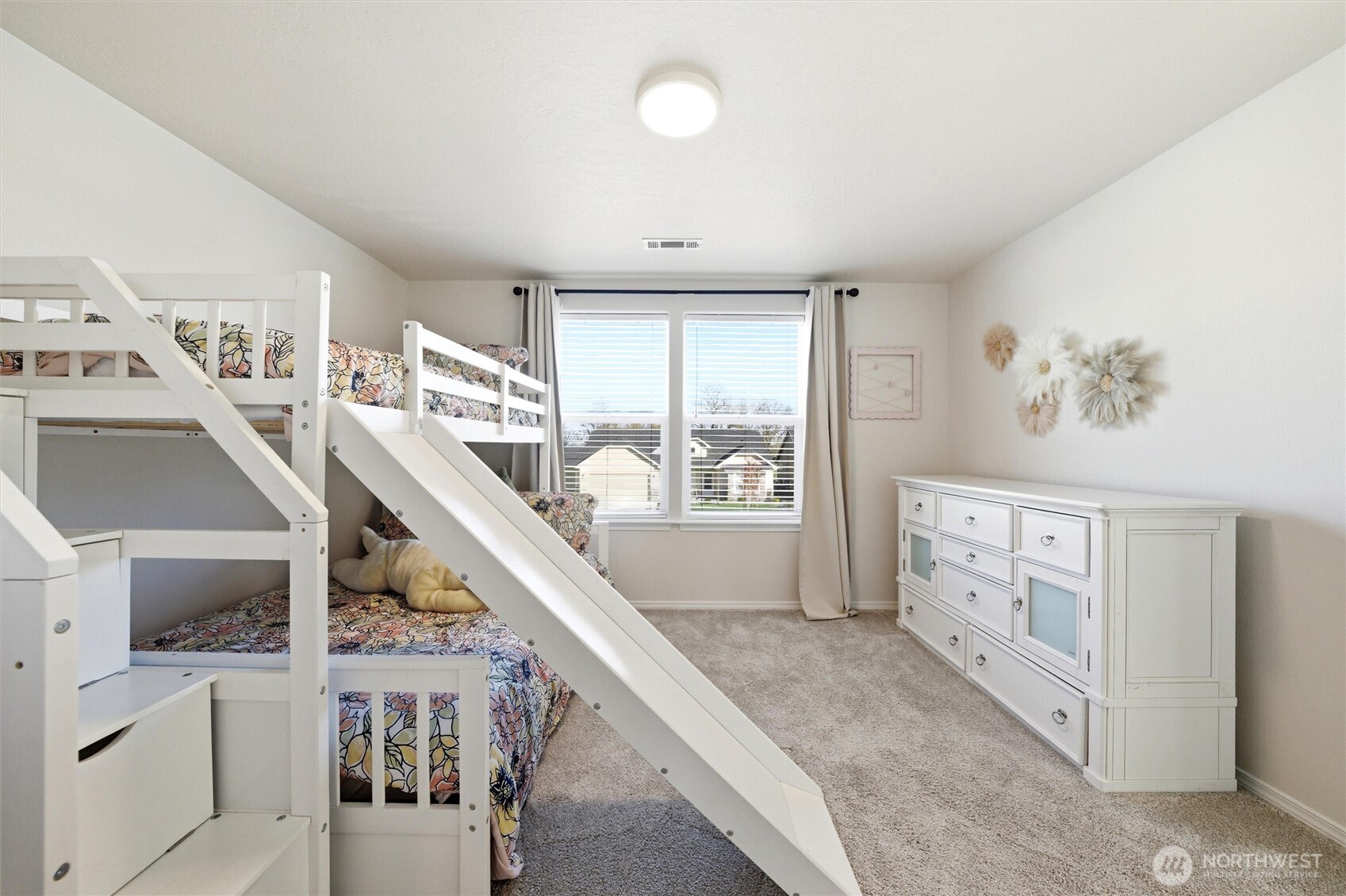 1106 Ava Street Walla Walla, WA 99362 - Photo 27 of 39 a view of entryway with furniture and rug