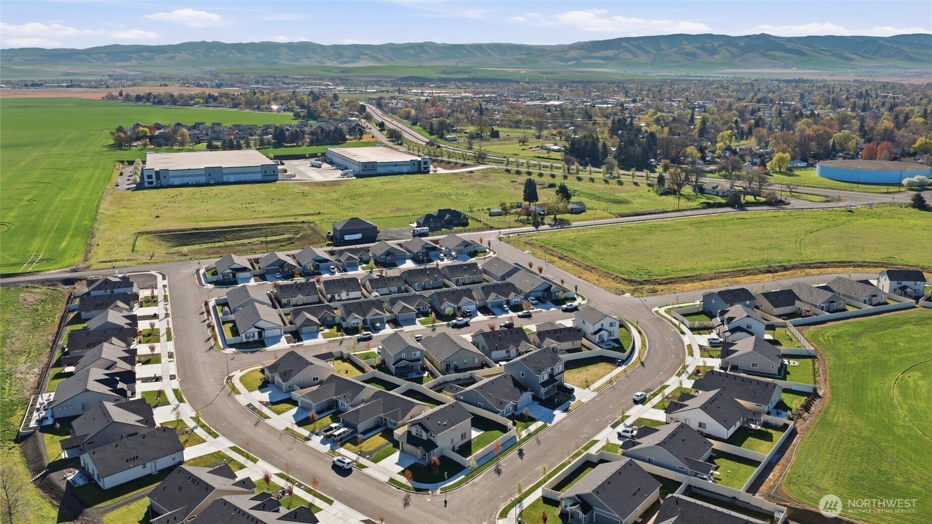 1106 Ava Street Walla Walla, WA 99362 - Photo 35 of 39 an aerial view of a city with ocean view