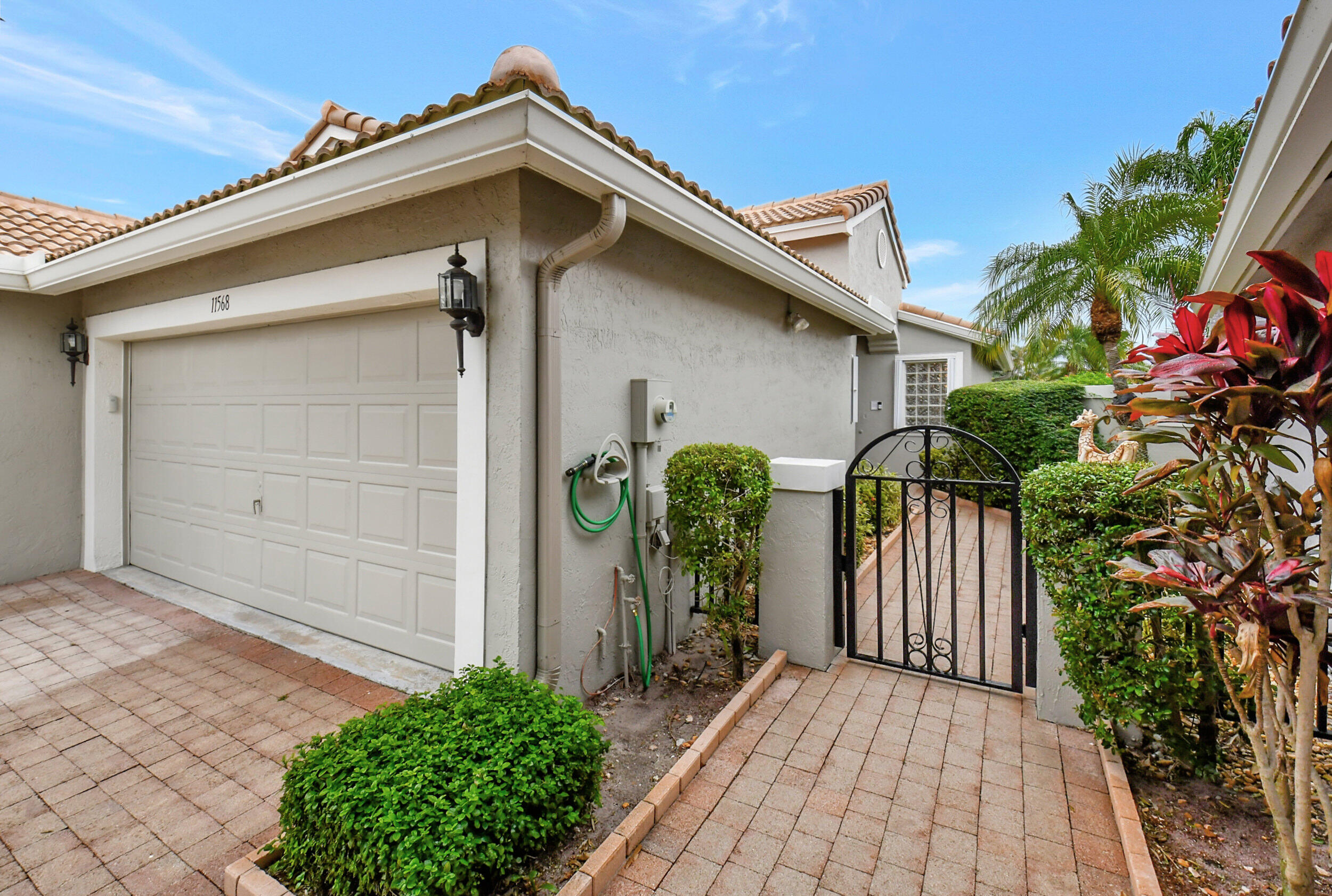 11568 Lawton Road Boynton Beach, FL 33437 - Photo 3 of 80 DSC_7966