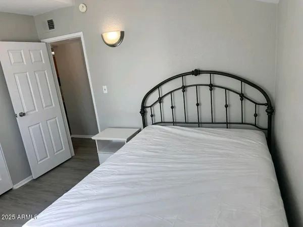 $1,300 | 1745 East Glenn Street, Unit 220, Tucson, AZ 85719