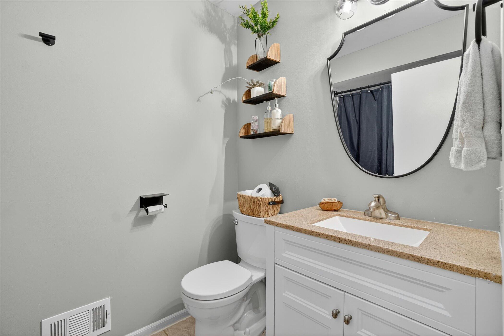 11353 River Ridge Drive, Unit 19 Allendale, MI 49401 - Photo 23 of 36 23-11353-River-Ridge-Dr-Windowstill