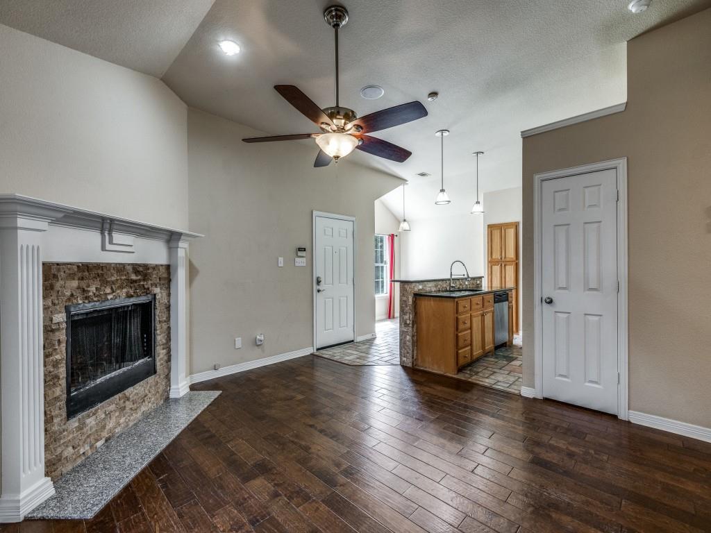 416 Scott Lane Pilot Point, TX 76258 - Photo 6 of 12