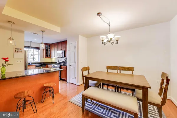 $2,850 | 4139 South Four Mile Run Drive, Unit 304, Arlington, VA 22204