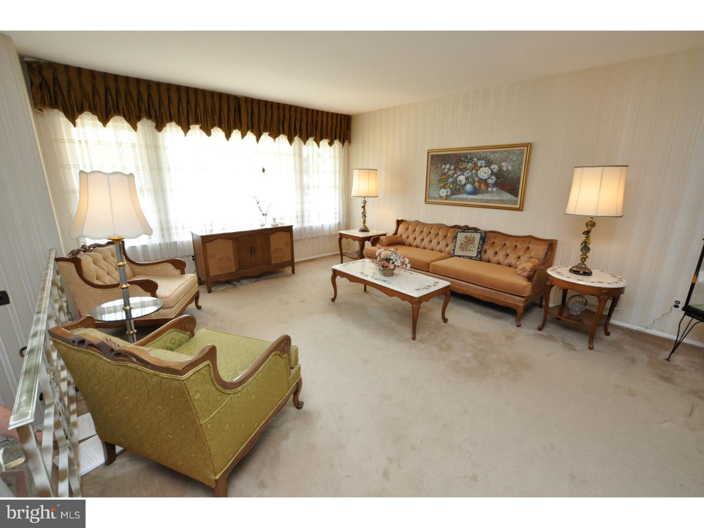 37 Rutgers Drive Delran, NJ 08075 - Photo 3 of 19 Gallery Image 3