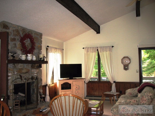 15 Pine Ridge Loop Newland, NC 28657 - Photo 2 of 18 Gallery Image 2