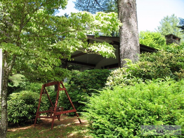15 Pine Ridge Loop Newland, NC 28657 - Photo 8 of 18 Gallery Image 8