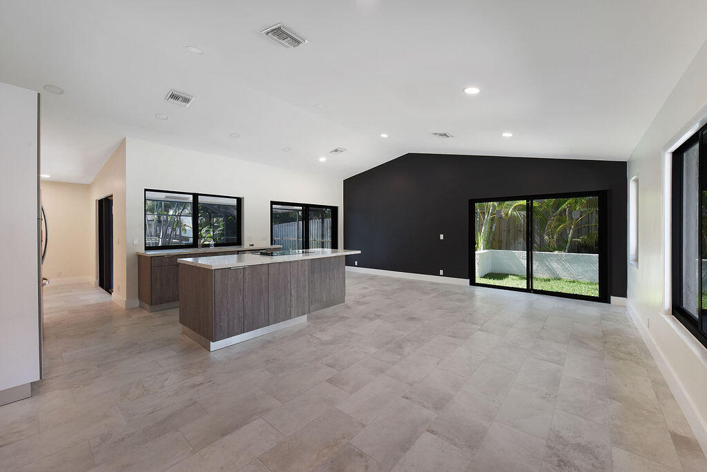 7230 Northwest 4th Avenue Boca Raton, FL 33487 - Photo 15 of 49 AIP_3148