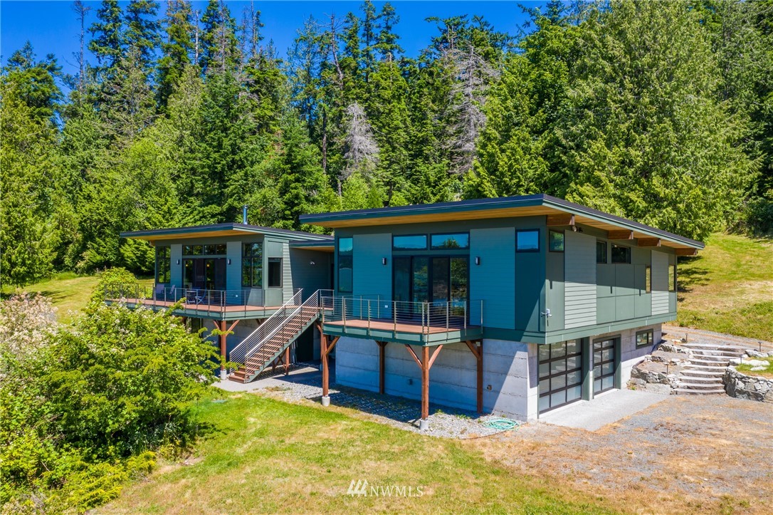 4466 East Harbor Road Freeland, WA 98249 - Photo 1 of 40 Gallery Image 1