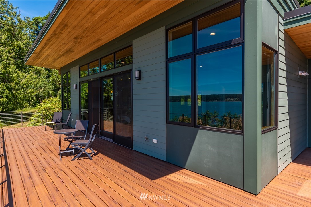 4466 East Harbor Road Freeland, WA 98249 - Photo 14 of 40 Gallery Image 14