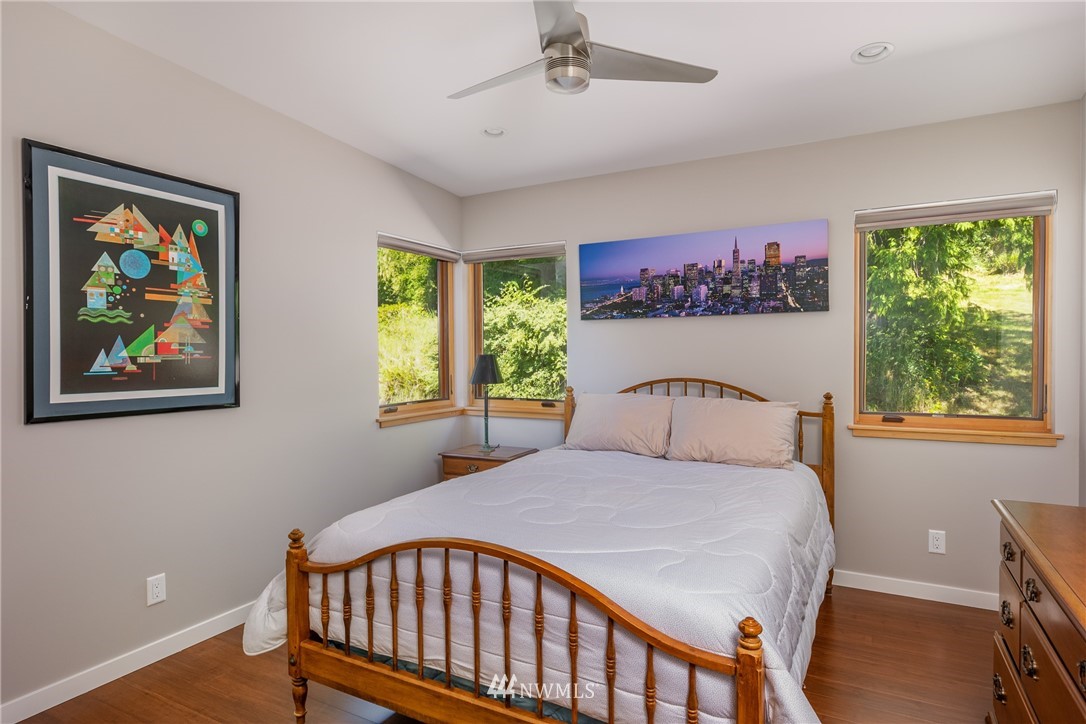 4466 East Harbor Road Freeland, WA 98249 - Photo 24 of 40 Gallery Image 24