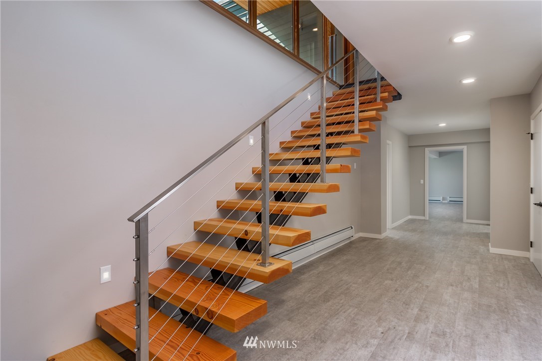 4466 East Harbor Road Freeland, WA 98249 - Photo 27 of 40 Gallery Image 27