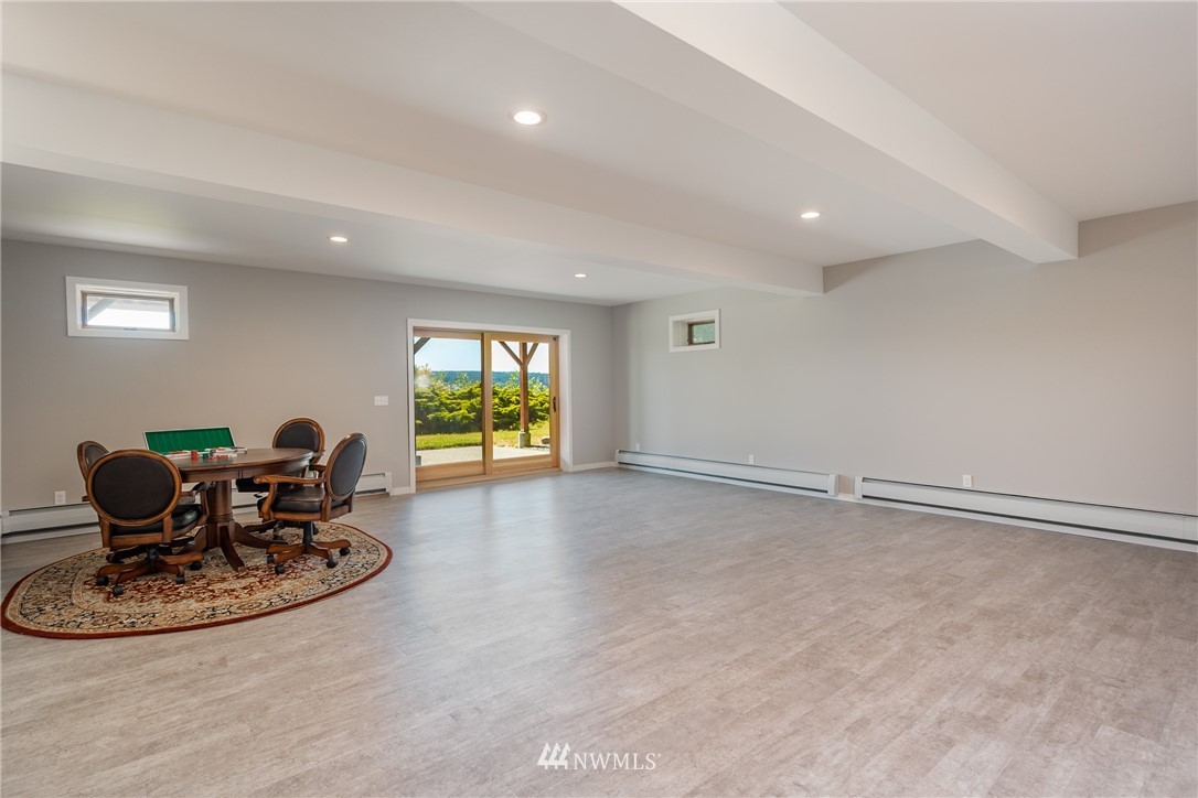 4466 East Harbor Road Freeland, WA 98249 - Photo 28 of 40 Gallery Image 28