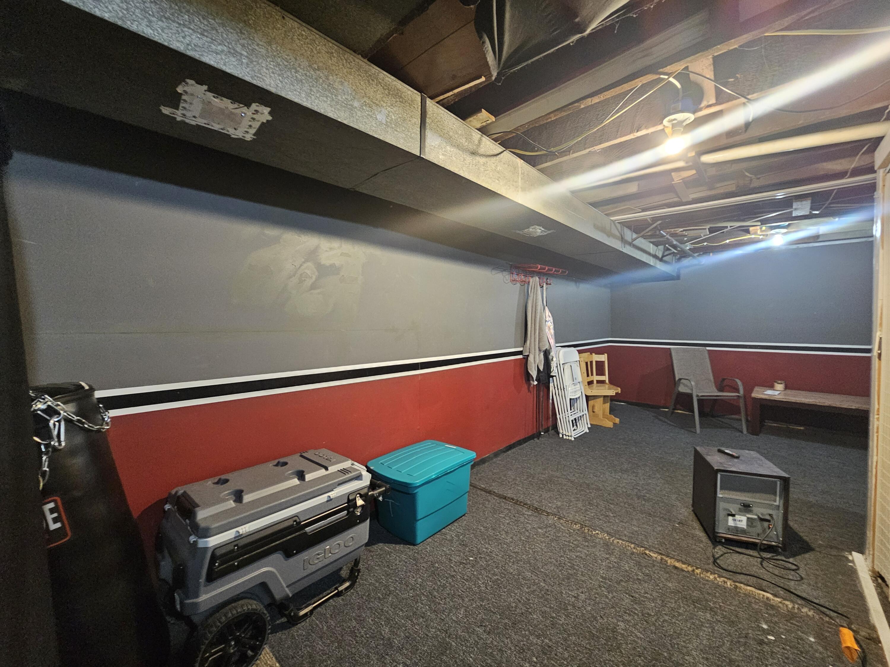 3049 South Hanson Avenue Milwaukee, WI 53207 - Photo 14 of 21 4973