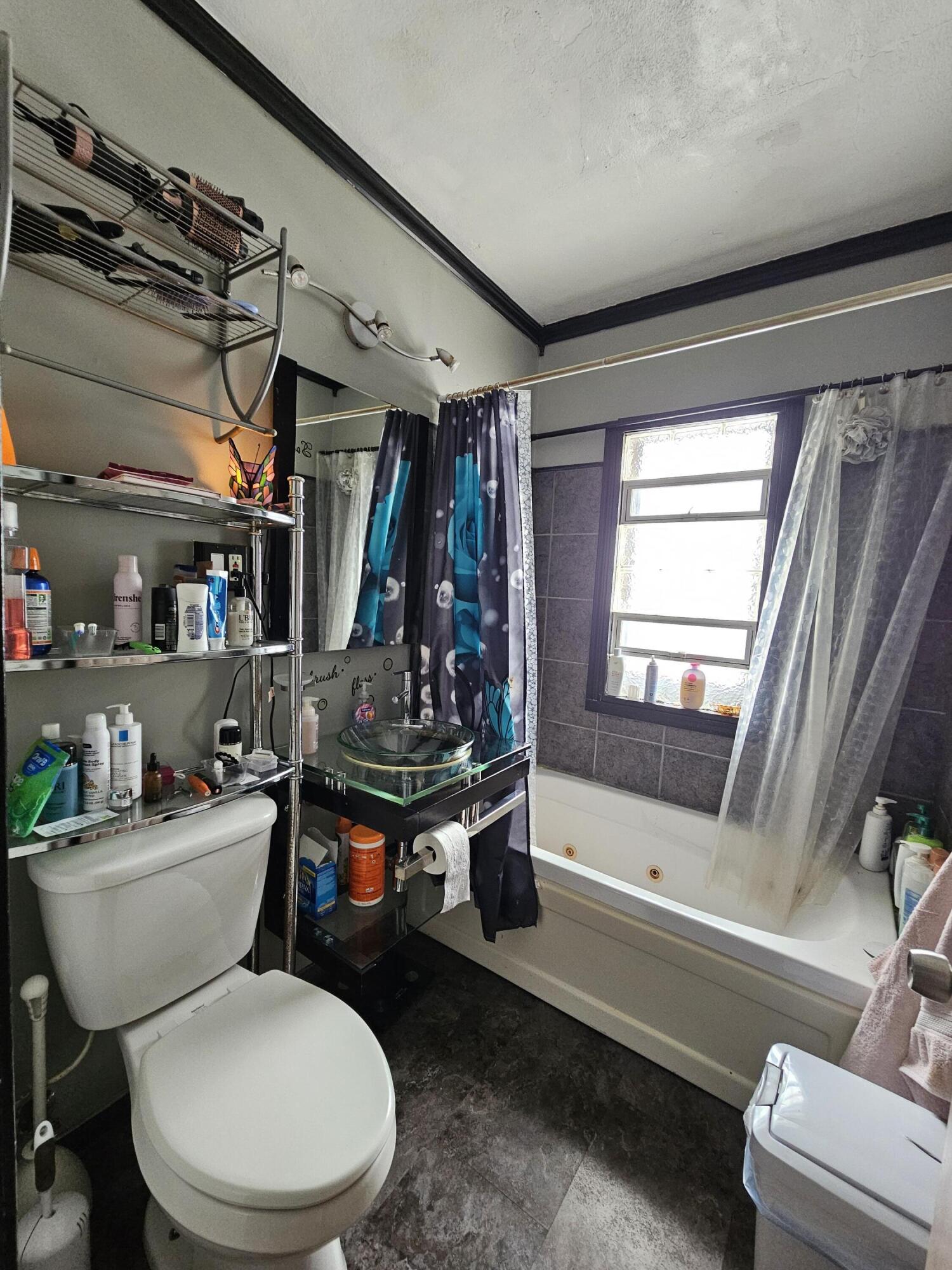 3049 South Hanson Avenue Milwaukee, WI 53207 - Photo 21 of 21 4984