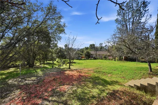 $239,900 | 16625 Pinecrest Court, Hidden Valley Lake, CA 95467
