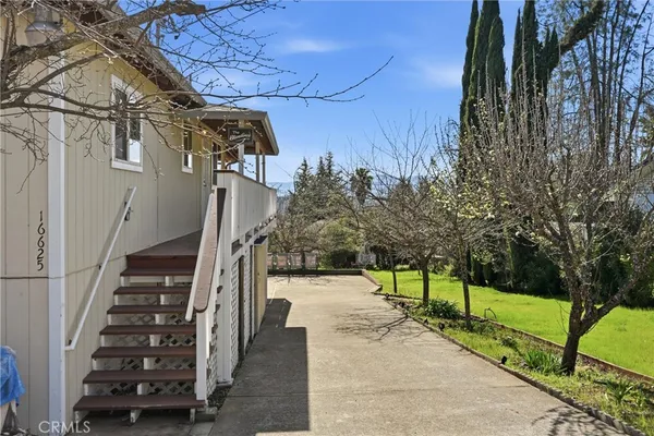 $239,900 | 16625 Pinecrest Court, Hidden Valley Lake, CA 95467