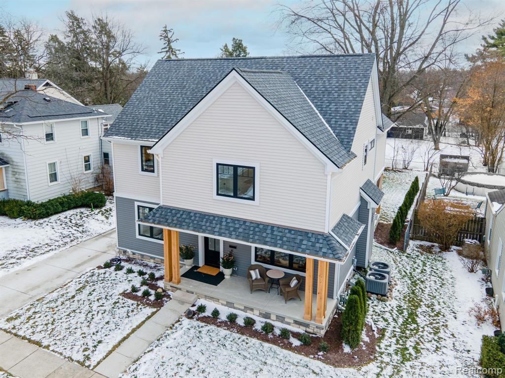 913 Fairview Avenue Rochester, MI 48307 - Photo 3 of 48 Gallery Image 3