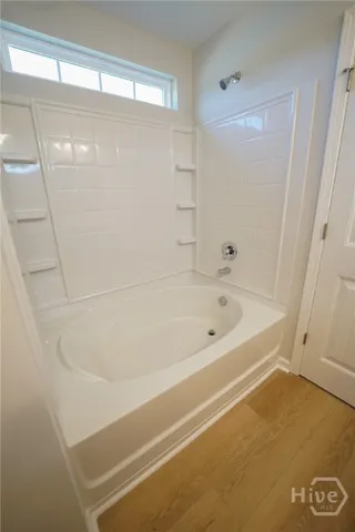 $2,500 | 102 Fenway Street, Savannah, GA 31407