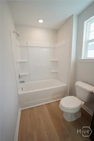 $2,500 | 102 Fenway Street, Savannah, GA 31407