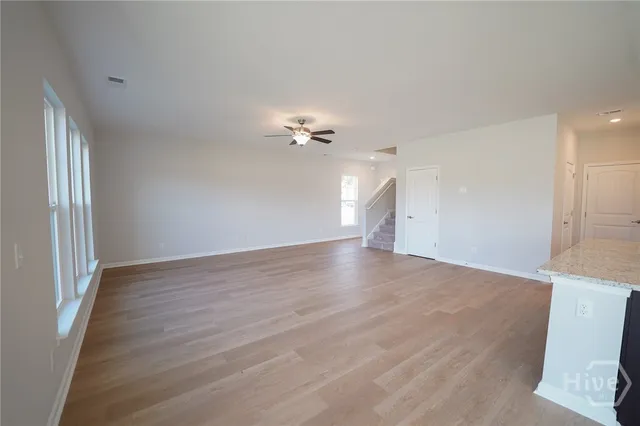 $2,500 | 102 Fenway Street, Savannah, GA 31407