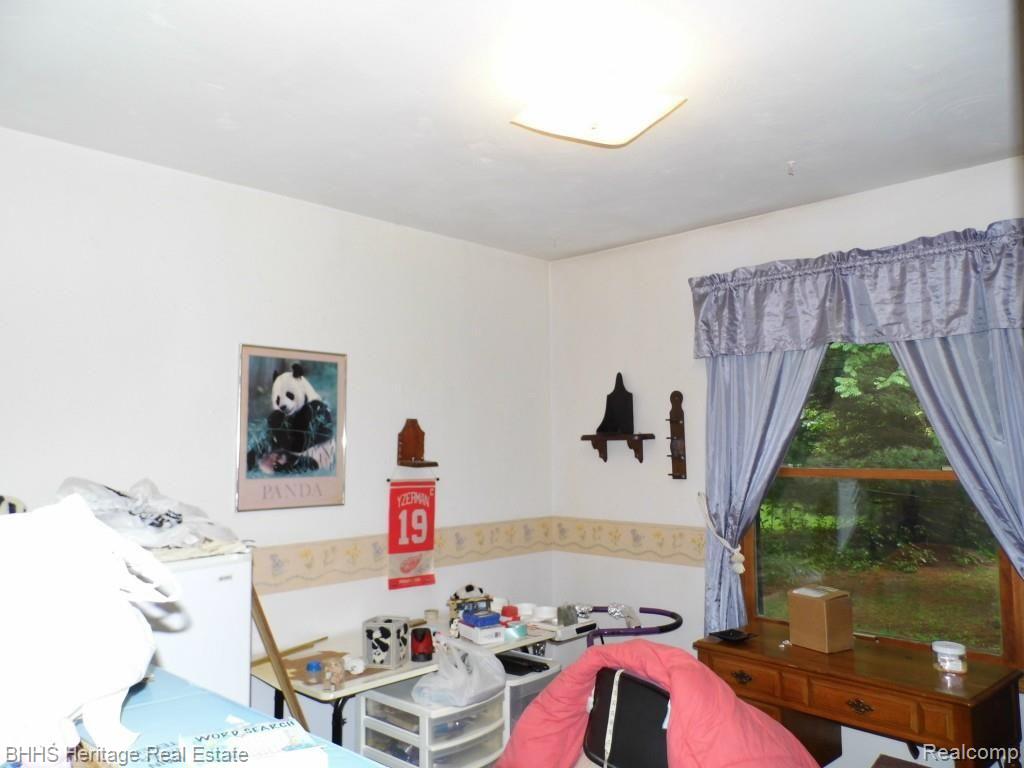 6950 West Sober Road Fowlerville, MI 48836 - Photo 24 of 32 3rd bedroom