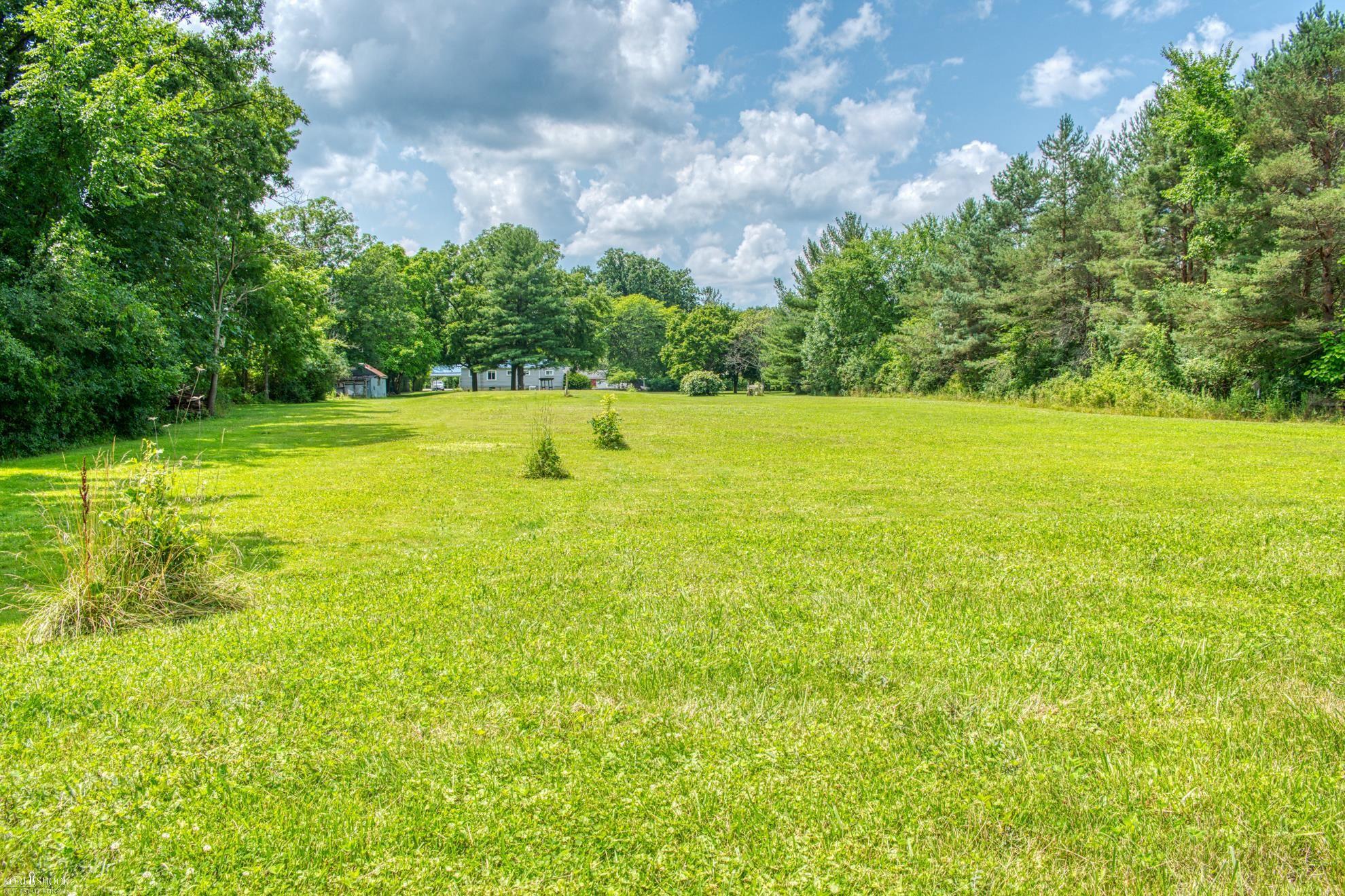 2393 Morrish Road Swartz Creek, MI 48473 - Photo 29 of 32 50148473-caca003f-229d-4e74-91af-be36efe673d1.JPG