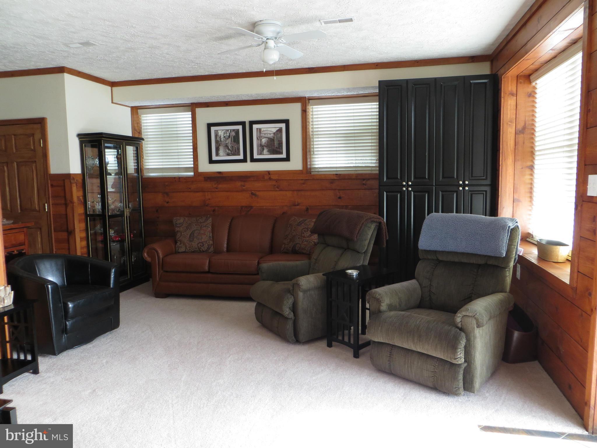 1763 Town Point Road Chesapeake City, MD 21915 - Photo 15 of 29 SPACIOUS FAMILY ROOM
