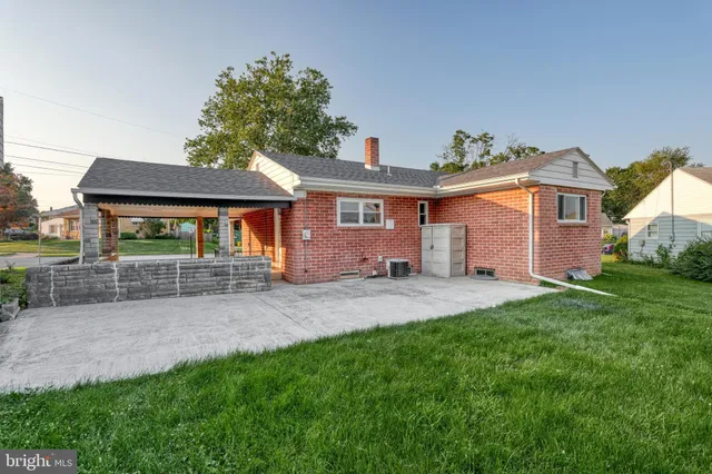 an aerial view of a football ground