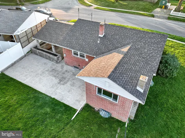 $299,900 | 5 William Penn Drive, Camp Hill, PA 17011