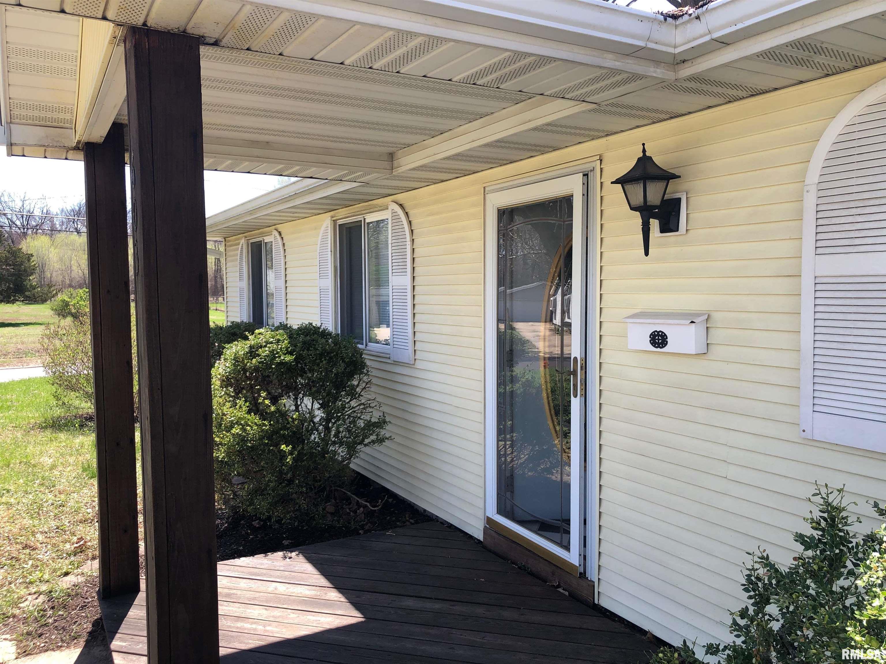 603 Lincoln Road Marquette Heights, IL 61554 - Photo 2 of 24