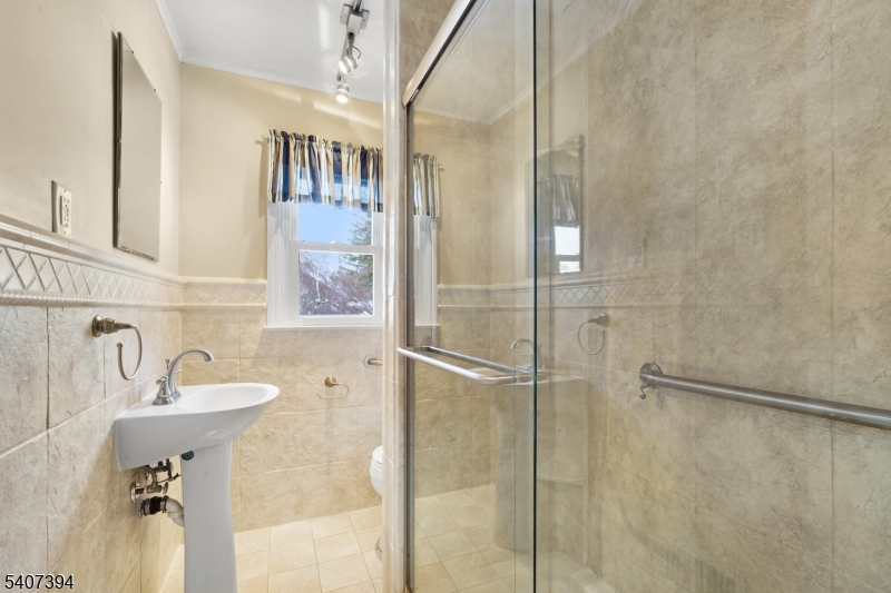 32 Seneca Trail Sparta, NJ 07871 - Photo 12 of 43